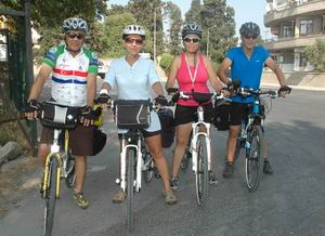  Bisikletle Antalya’dan Çanakkale’ye Geldiler 