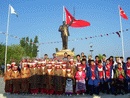  Türkiye'de İlk Kez, Elinde Barışı Simgeleyen Zeytin Dalı Bulunan Atatürk Heykeli Yapıldı  