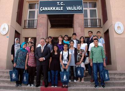  Diyarbakırlı Öğrencilerden Çanakkale’de Kardeşlik Mesajı  