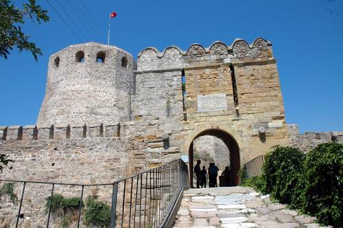  Bozcaada Kalesine Büyük İlgi 