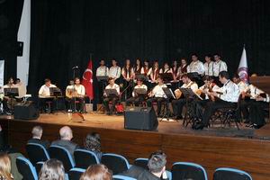  Kırıkkale Üniversitesi THM Topluluğu ÇOMÜde Konser Verdi 