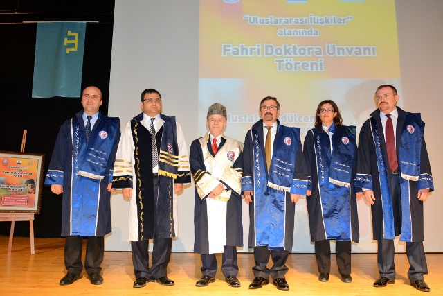  Kırımoğluna ÇOMÜden Fahri Doktora Ünvan 