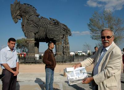  Kordon Boyunda “Troia Meydanı” Projesi 