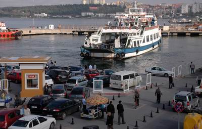  Tatilcilerin Geri Dönüş Çilesi Başladı 