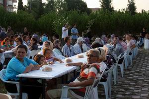  Mevlevihane’de İftar Sofrası 