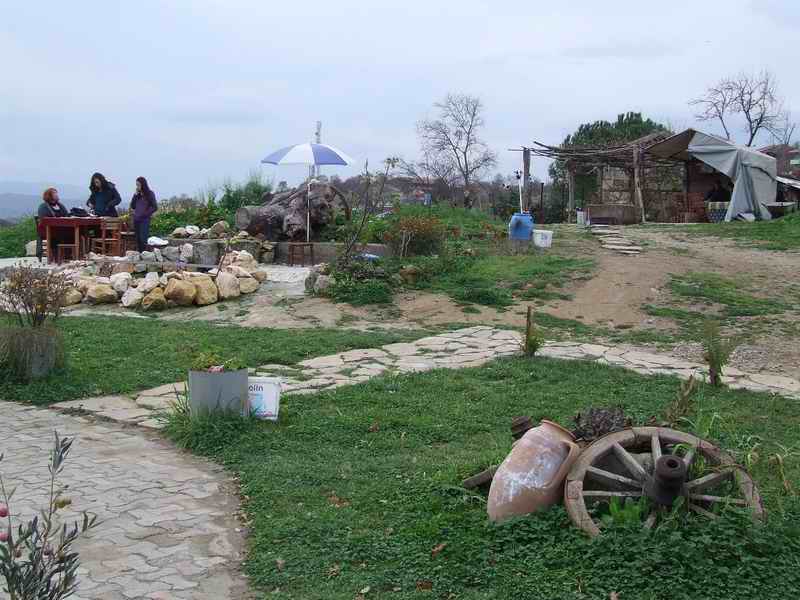  Hayvan Damını Nostaljik Kır Lokantası Ve Çay Bahçesi Haline Getirdi 