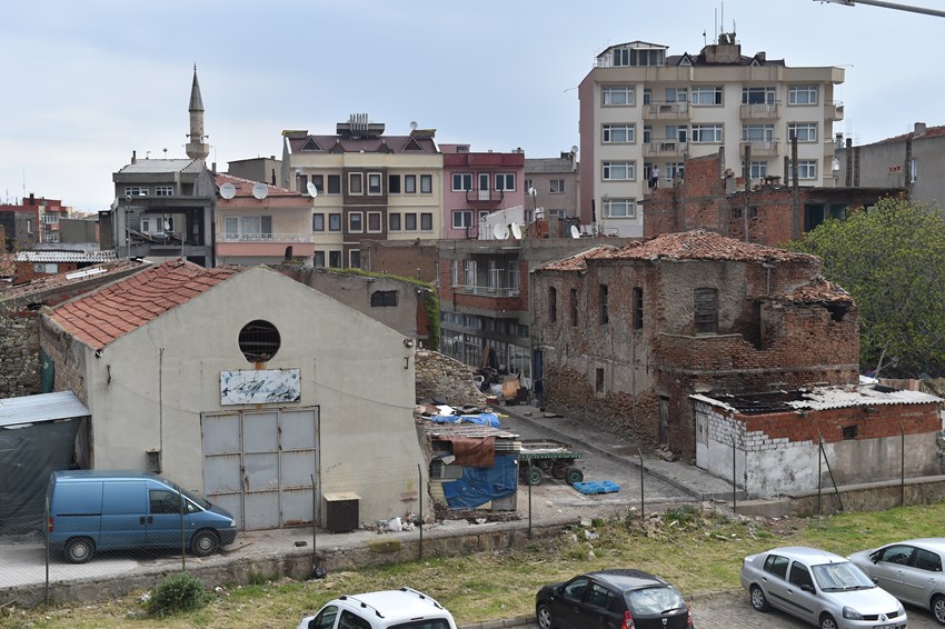  Çanakkale Belediyesi Kentsel Tarihi Alanlara Sahip Çıkıyor 