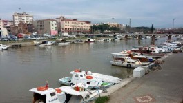 Sarıçay'daki Balıkçı Tekneleri