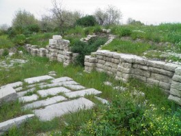 Ezine İlçesine Bağlı Dalyan Köyü Yakınlarındaki Alexandria Troas Antik Kenti