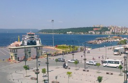 Çanakkale Arabalı Vapur İskelesi Girişi ve Kordon Boyu