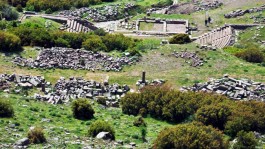 Behramkale ve Assos Antik Kentinin Görünümü