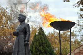 Çanakkale Cumhuriyet Meydanındaki Atatürk Heykeli