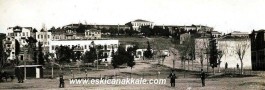Çanakkale 1930'lu  Yıllar. Hastanebayırı ve Şuan Harabe Haldeki Eski Askeri Hastane Binası 