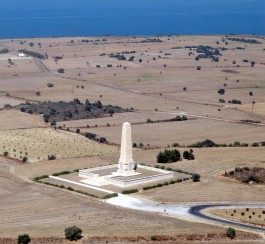 Gelibolu Yarımadası'ndaki Helles (İngiliz) Anıtının Havadan Görünümü