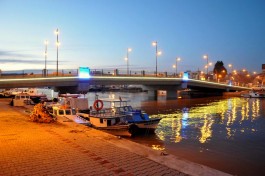 Sarıçay Üzerinde Yeni Yapılan 'İnönü Köprüsü'nün Gece Görünümü