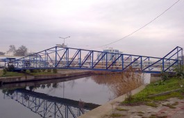 Sarıçay Üzerindeki Halk Köprüsü