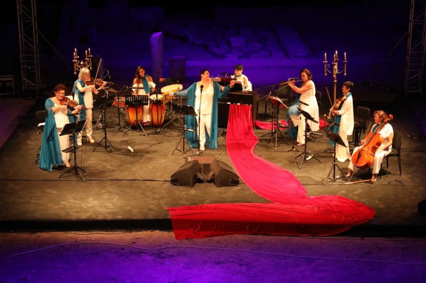  Assos Antik Kenti’nde “Bi Dünya Müzik” 