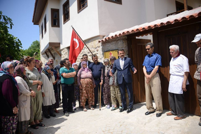  Restorasyonu Tamamlanan Atatürk Evi Ziyarete Açıldı 