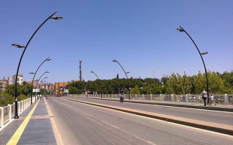  Atatürk Köprüsü Bakıma Alınıyor, Bazı Sokaklar Trafiğe Kapatılıyor 