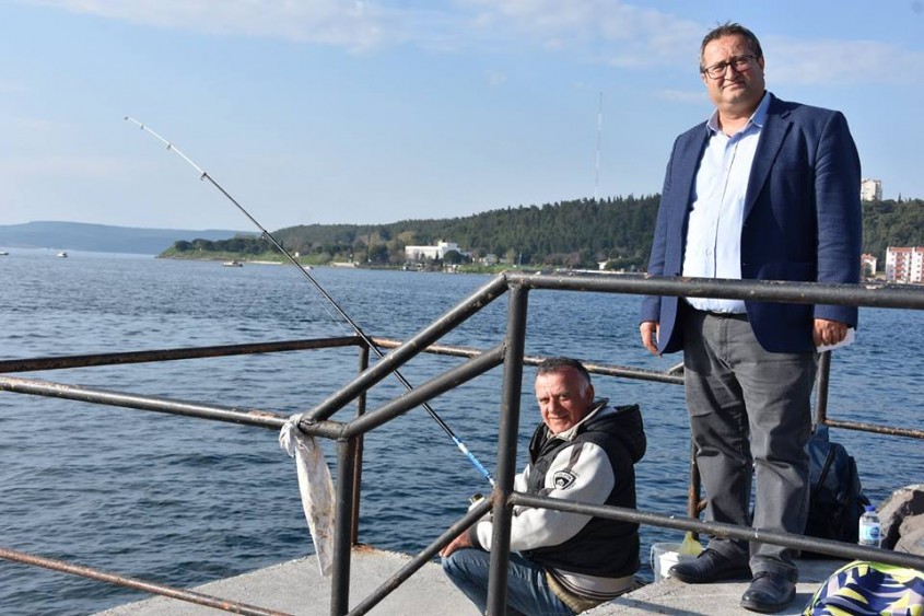  Çanakkale’de Oltalar Yarışma İçin Denizle Buluştu 