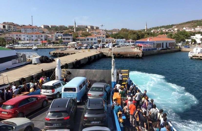  Bozcaada’ya Yerli Turist Akını 