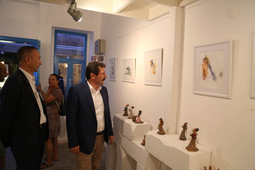  Bozcaada Sanat Galerisi İlçeye Farklı Renk Katıyor 