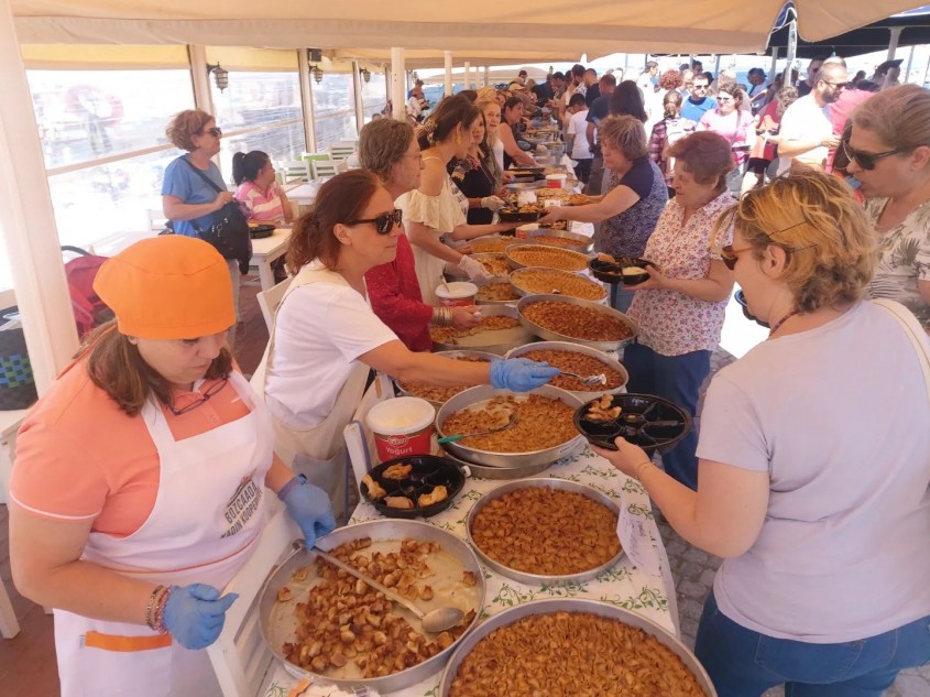  Bozcaada’da Yerel Tatlar Festivali’ne Büyük İlgi 