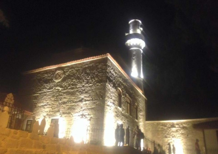  Restorasyonu Biten Tarihi Cahidi Sultan Camii İbadete Açıldı 