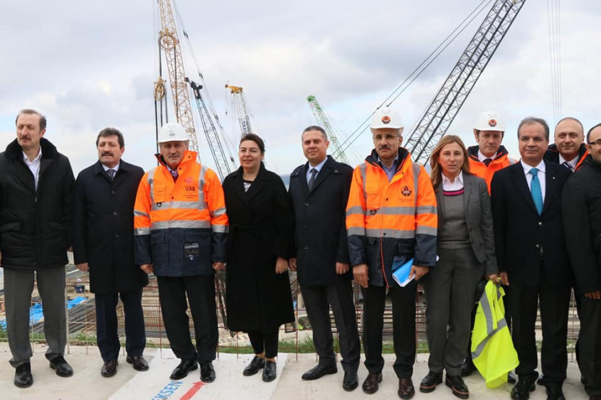  Boğaz Köprüsü”nde Kazık Çakma Çalışmaları Tamamlandı 