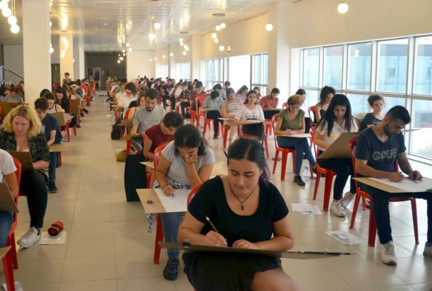  ÇOMÜ Güzel Sanatlar Fakültesi Yeni Yetenekleriyle Buluşuyor 