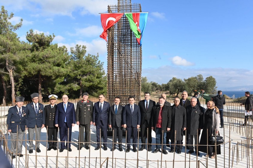  Gelibolu Yarımadası Tarihi Alanına Azerbaycan Anıtı Yapılıyor 