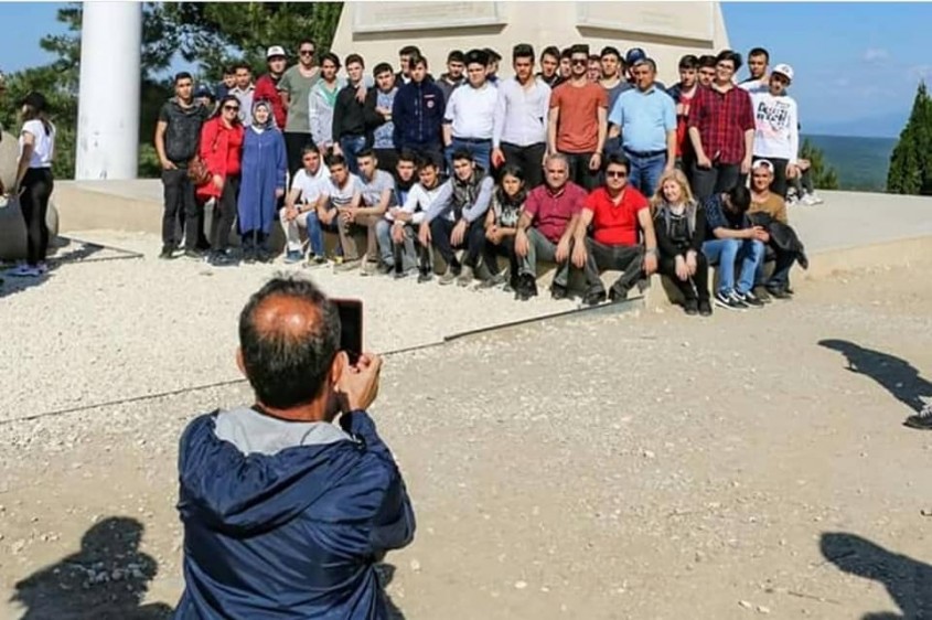  Gelibolu Yarımadası'nda Şehitliklere Ziyaretçi Akını 