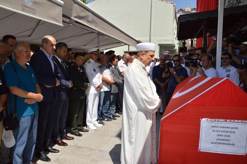  Şehit Astsubay Şahin, Son Yolculuğuna Uğurlandı 