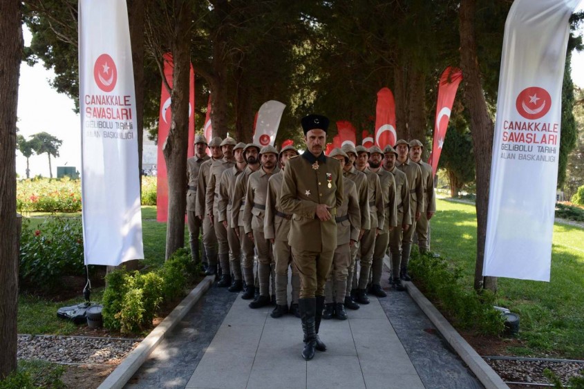  Gelibolu Yarımadası’ndaki Şehitliklerde Tiyatro Gösterisi 