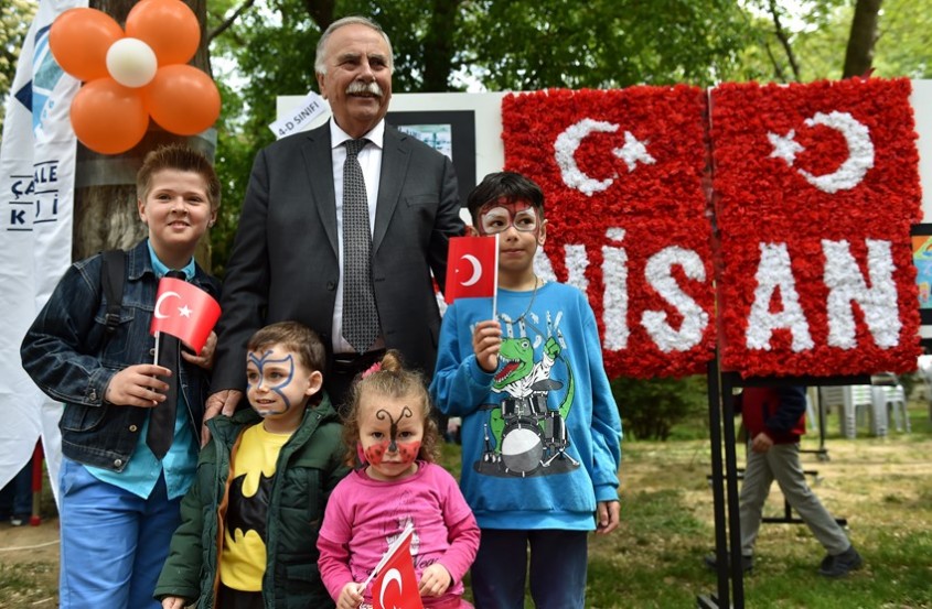  Çanakkale’de Çocuklar “Tahta At Çocuk Şenliği”nde Eğlenecek 