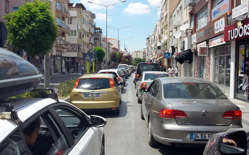  Tatilciler Çanakkale’de Trafiği Felç Etti! 