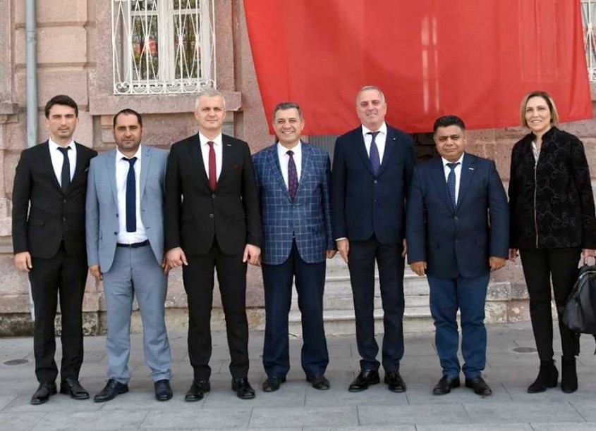  TÜRSAB Çanakkale Körfez BTK Yönetiminden Kemal Dokuz’a Ziyaret 