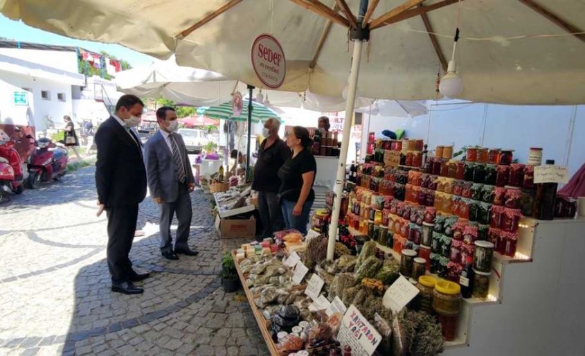  Vali İlhami Aktaş, Bozcaadalı Turizmcilerle Bir Araya Geldi 