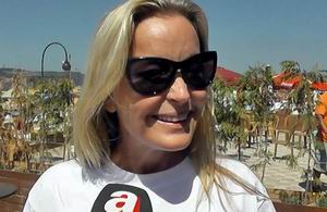  Sinema Yıldızı Bo Derek Çanakkale Boğazını Yüzerek Geçecek 